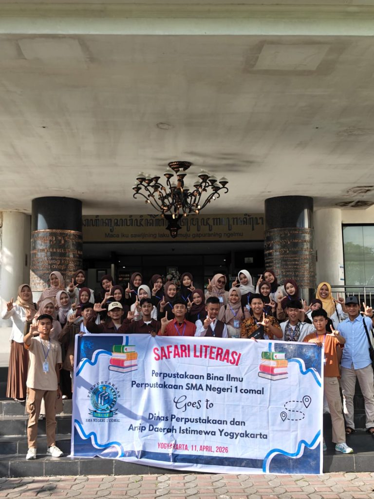 Merajut Wawasan di Kota Pelajar: Jejak Safari Literasi SMAN 1 Comal ke Yogyakarta​